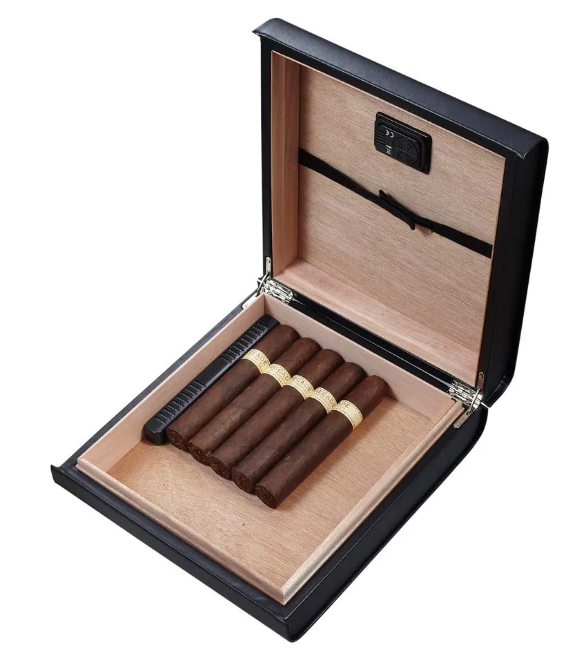 Madrid Travel Humidor with Embedded Digital Hygrometer