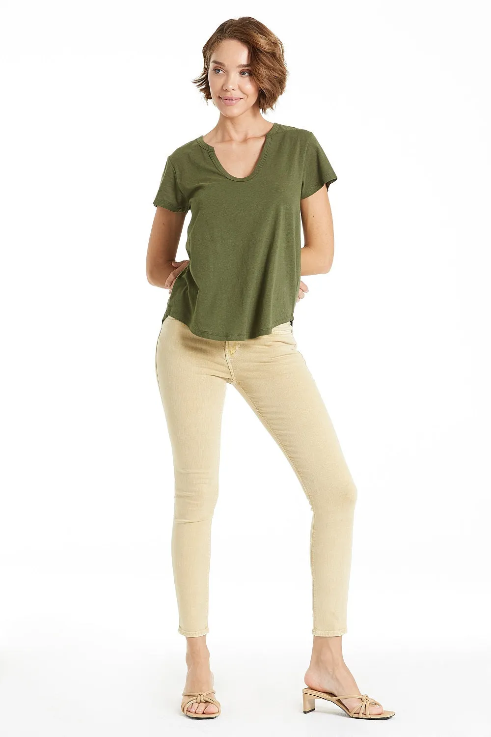 SPLIT NECK TOP | CHIVE